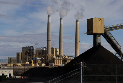 Fumes rise from the coal-fired Hunter Power Plant in Castle Dale, Utah, U.S., October 28, 2024. REUTERS/Jim Urquhart/File Photo